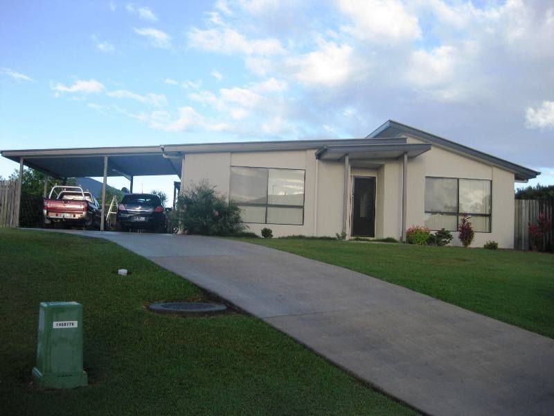 36 Creekside Esplanade, Cooloola Cove QLD 4580