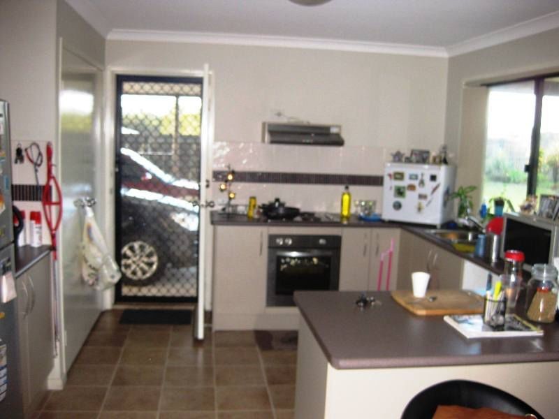 36 Creekside Esplanade, Cooloola Cove QLD 4580