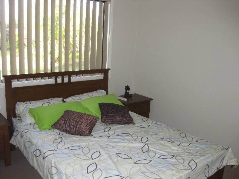 36 Creekside Esplanade, Cooloola Cove QLD 4580