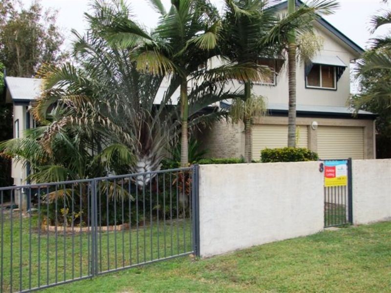 8 Hakea Place, Rainbow Beach QLD 4581