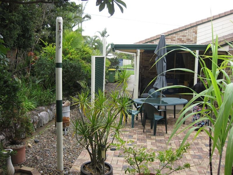 6 Dreadnought Avenue, Cooloola Cove QLD 4580