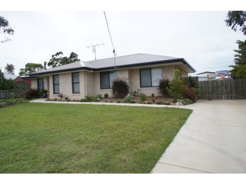5 Duchess Court, Cooloola Cove QLD 4580