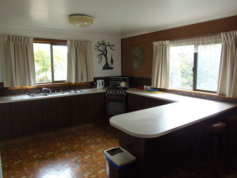 28 Manooka Drive, Rainbow Beach QLD 4581