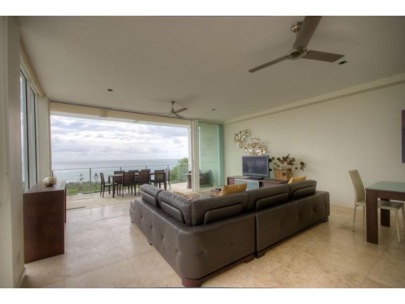 2/7 Ocean View Parade, Rainbow Beach QLD 4581