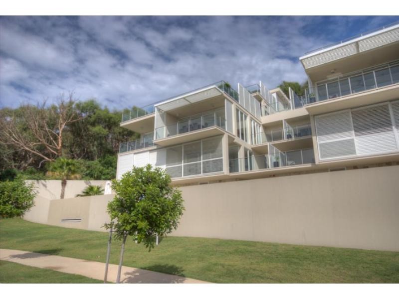 2/7 Ocean View Parade, Rainbow Beach QLD 4581