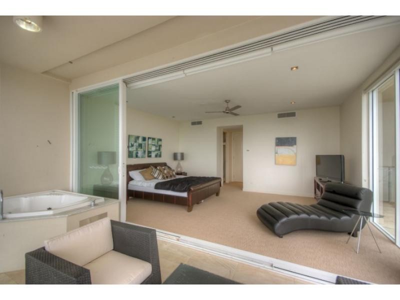 2/7 Ocean View Parade, Rainbow Beach QLD 4581