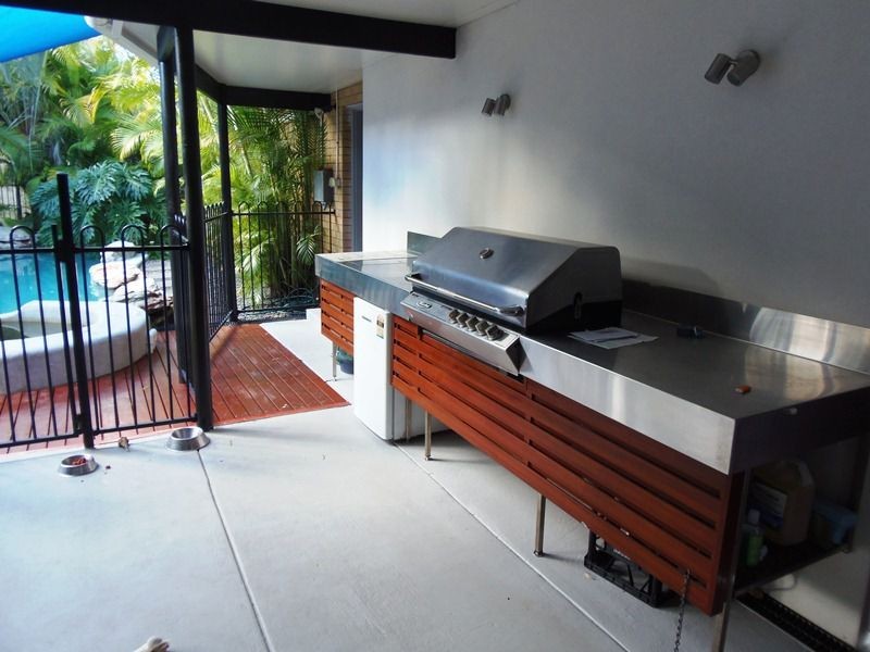 29 Bombala Crescent, Rainbow Beach QLD 4581