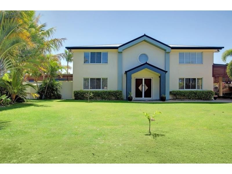 41 Cypress Avenue, Rainbow Beach QLD 4581