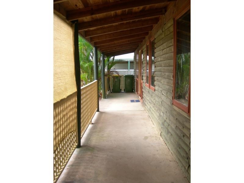 25 Rumbalara Avenue, Rainbow Beach QLD 4581