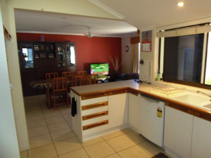 7 Dulkara Court, Rainbow Beach QLD 4581