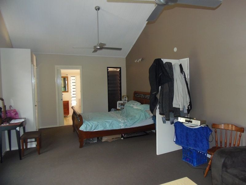 8 Bomburra Court, Rainbow Beach QLD 4581