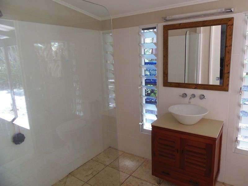 8 Bomburra Court, Rainbow Beach QLD 4581