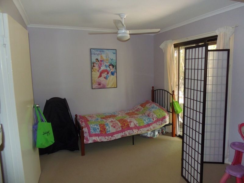 8 Bomburra Court, Rainbow Beach QLD 4581