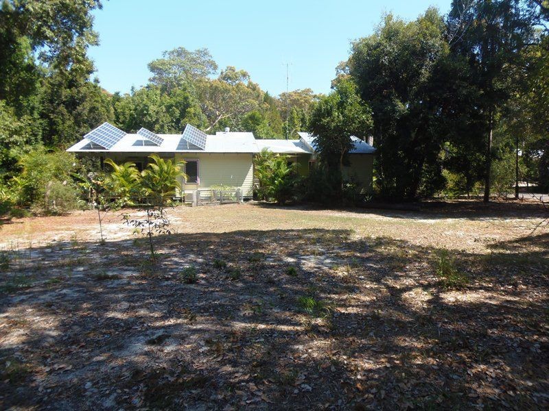 4 Naiad Court, Rainbow Beach QLD 4581