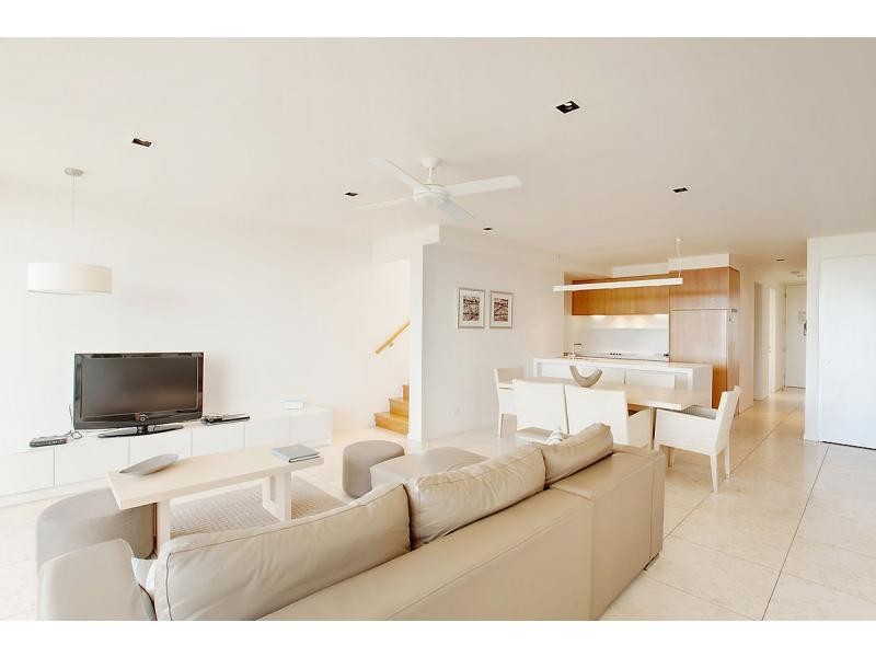 Unit 211/1 Rainbow Beach Road, Rainbow Beach QLD 4581