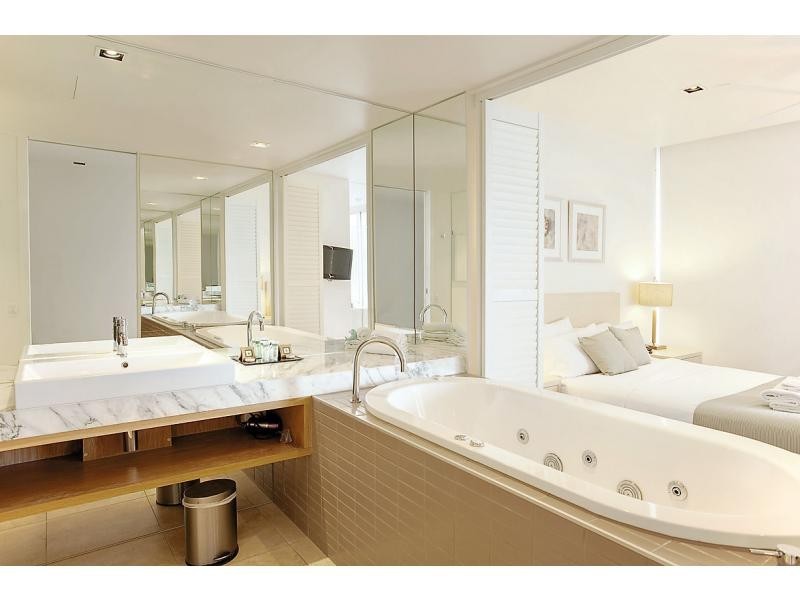 Unit 211/1 Rainbow Beach Road, Rainbow Beach QLD 4581