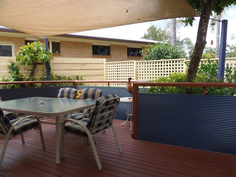 2/11 Double Island Drive, Rainbow Beach QLD 4581