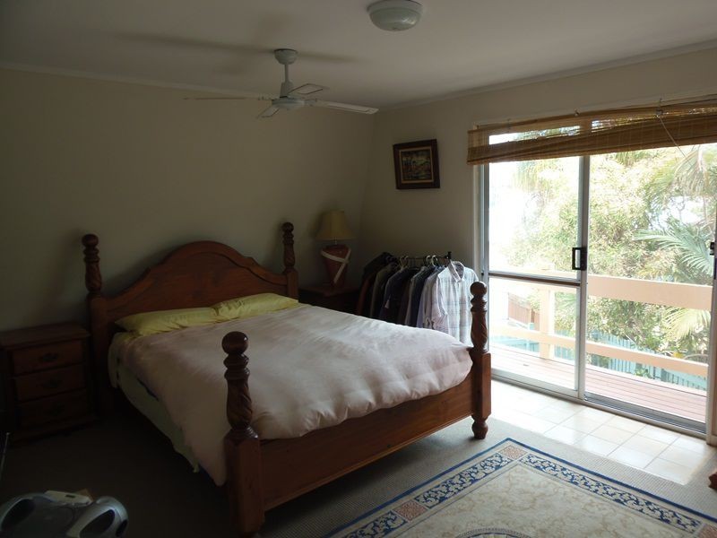 2/11 Double Island Drive, Rainbow Beach QLD 4581