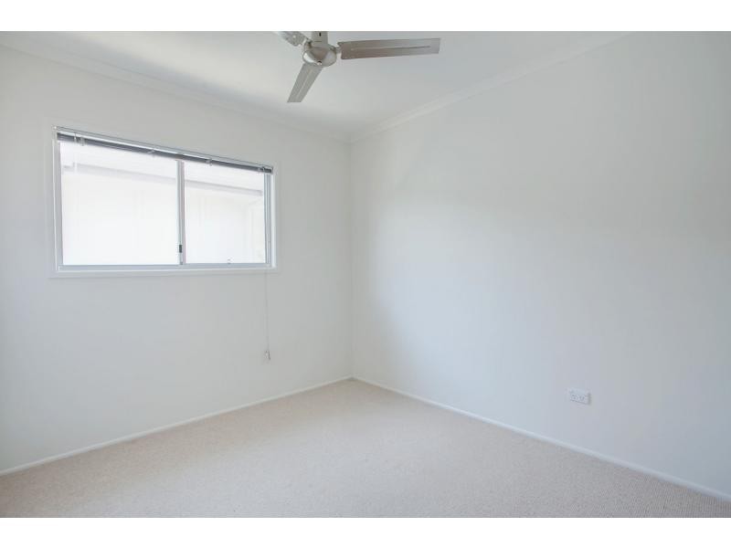 2/2 Coora Court, Rainbow Beach QLD 4581