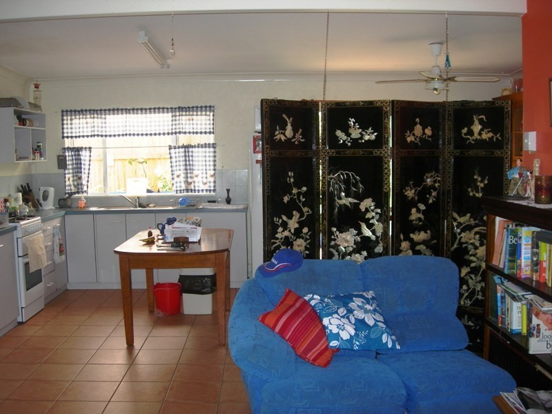 11 Bomburra Court, Rainbow Beach QLD 4581