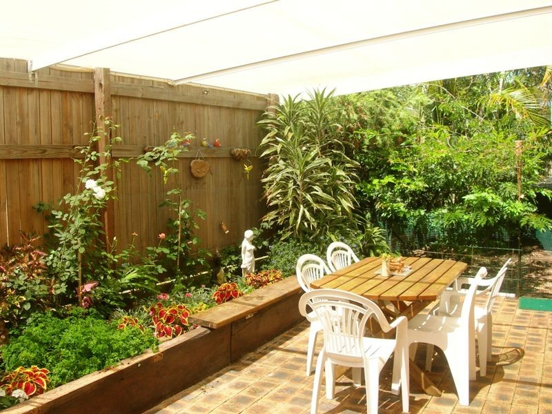 11 Bomburra Court, Rainbow Beach QLD 4581