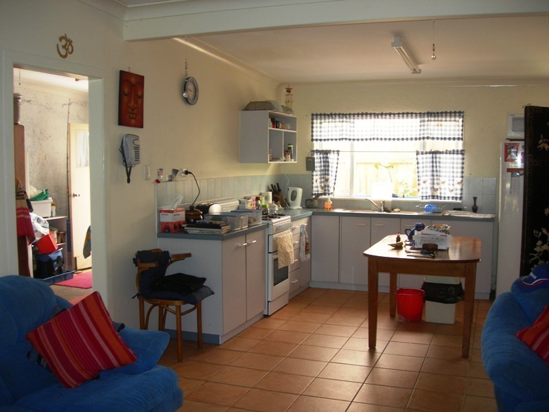 11 Bomburra Court, Rainbow Beach QLD 4581