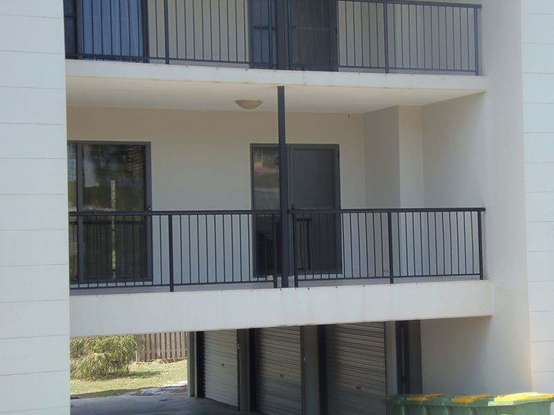 2/10 Carlo Road, Rainbow Beach QLD 4581