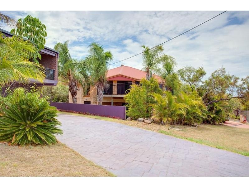Duplex 1/80 Cooloola Drive, Rainbow Beach QLD 4581
