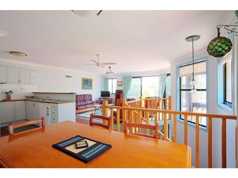 Duplex 1/80 Cooloola Drive, Rainbow Beach QLD 4581