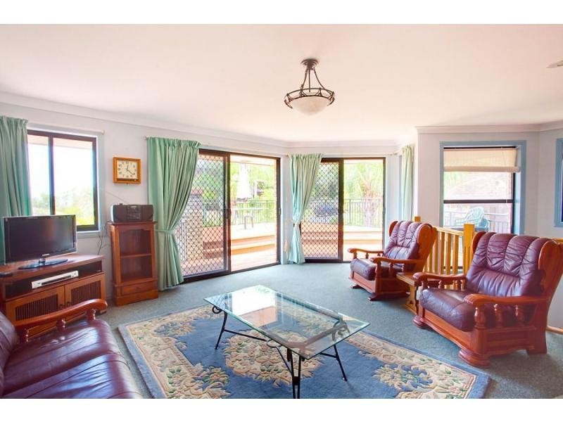 Duplex 1/80 Cooloola Drive, Rainbow Beach QLD 4581