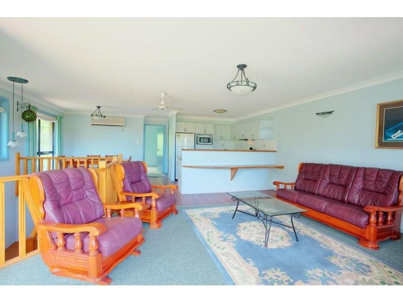 Duplex 1/80 Cooloola Drive, Rainbow Beach QLD 4581