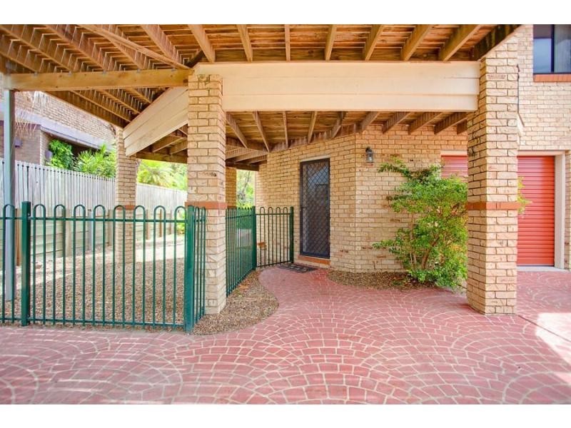 Duplex 1/80 Cooloola Drive, Rainbow Beach QLD 4581