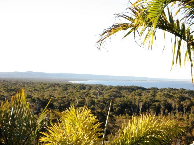 Duplex 2/33 Tingira Close, Rainbow Beach QLD 4581
