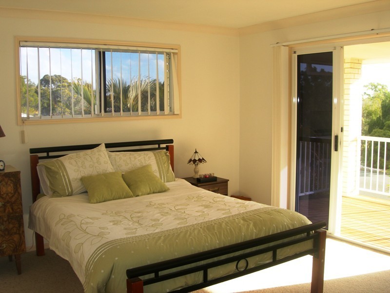 13 Kurrawa Drive, Rainbow Beach QLD 4581