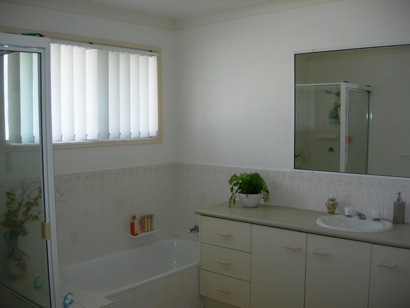 13 Kurrawa Drive, Rainbow Beach QLD 4581