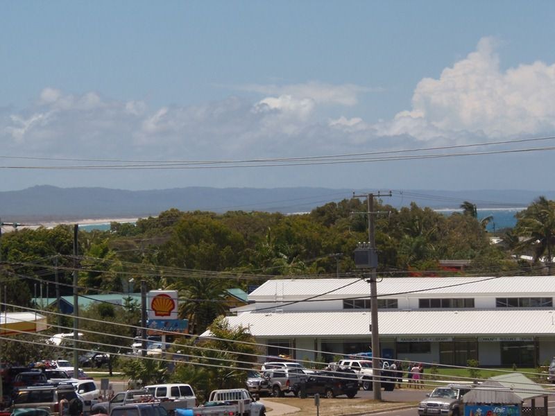 Unit 6/4 Double Island Drive, Rainbow Beach QLD 4581