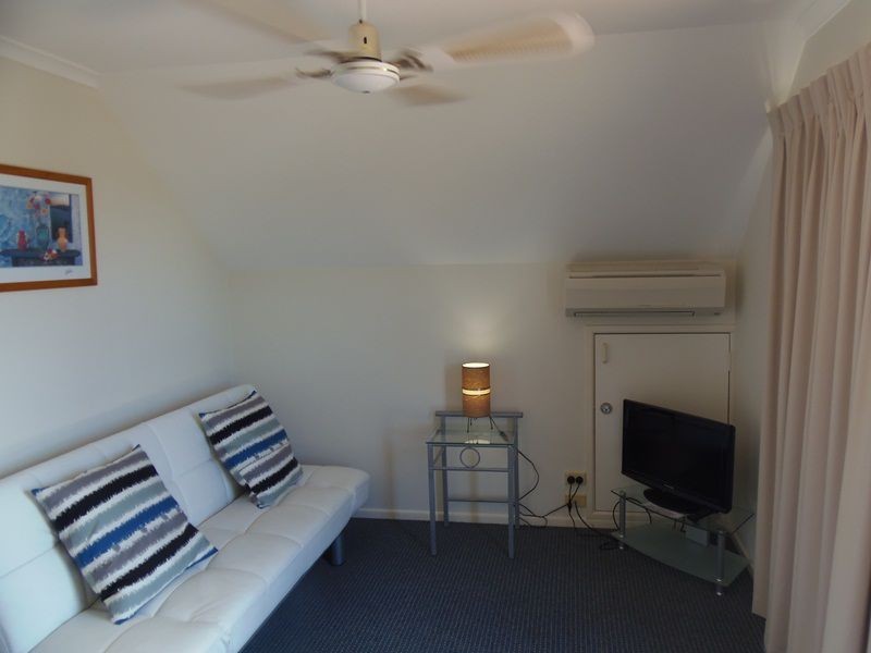 Unit 6/4 Double Island Drive, Rainbow Beach QLD 4581