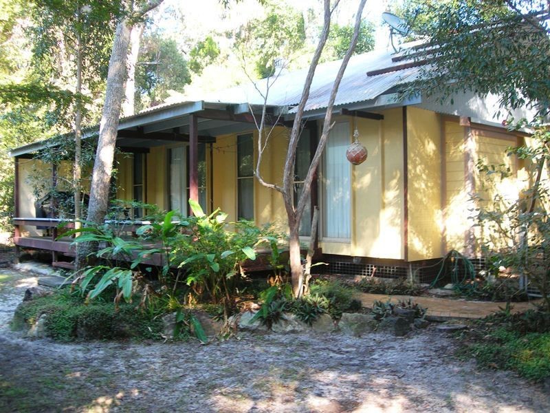 7 Satinwood Drive, Rainbow Beach QLD 4581