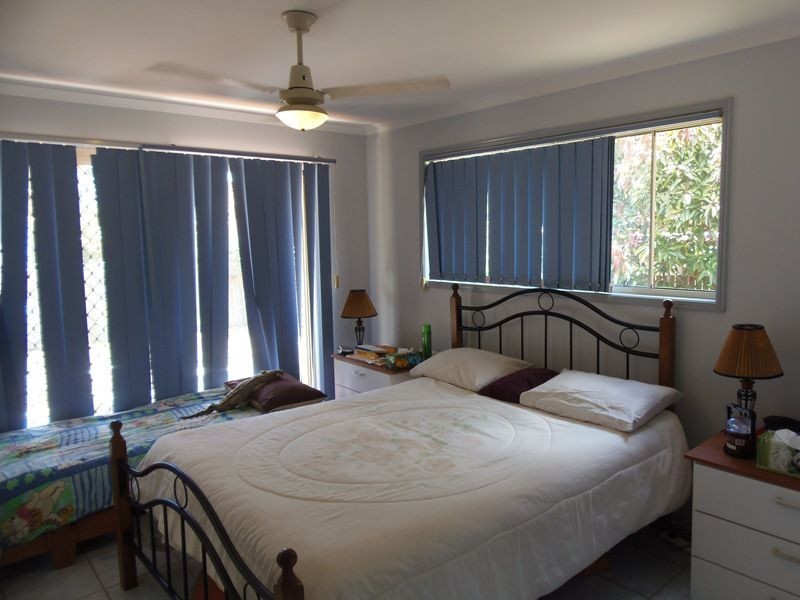 6 Hakea Place, Rainbow Beach QLD 4581