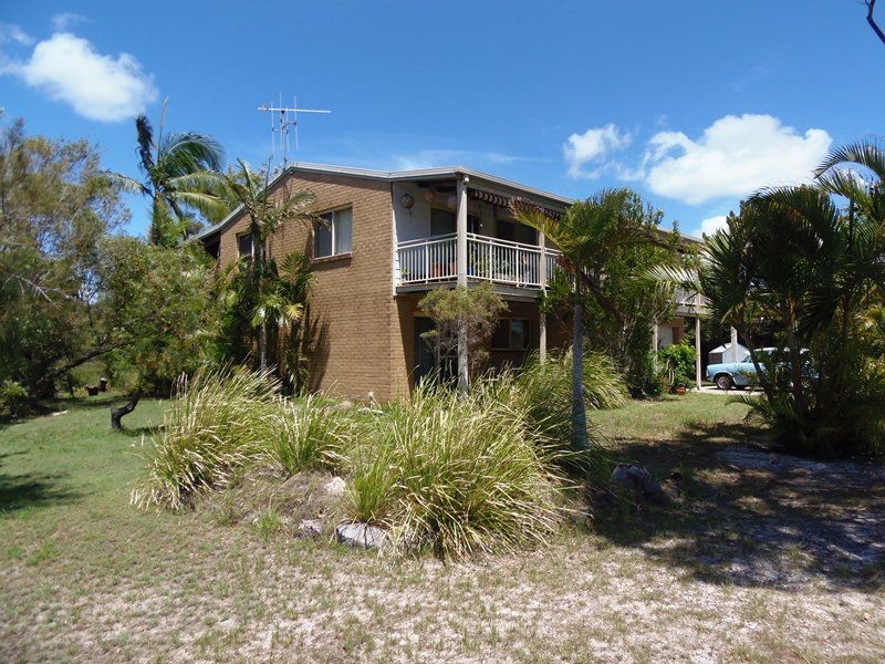 58 Manooka Drive, Rainbow Beach QLD 4581