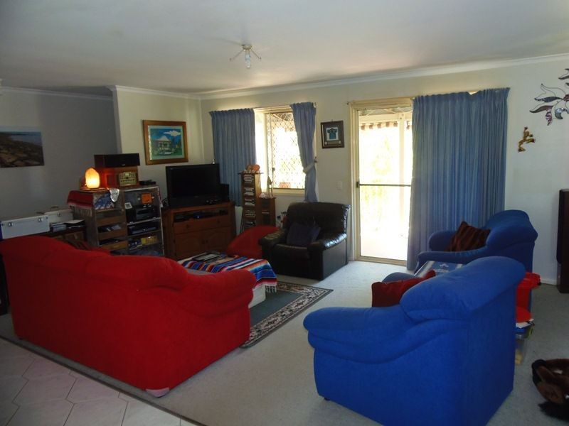 58 Manooka Drive, Rainbow Beach QLD 4581