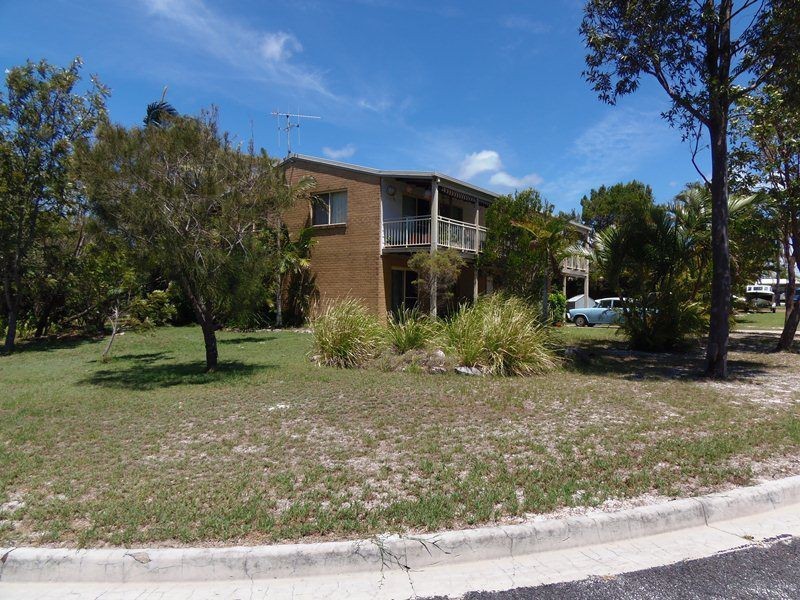 58 Manooka Drive, Rainbow Beach QLD 4581