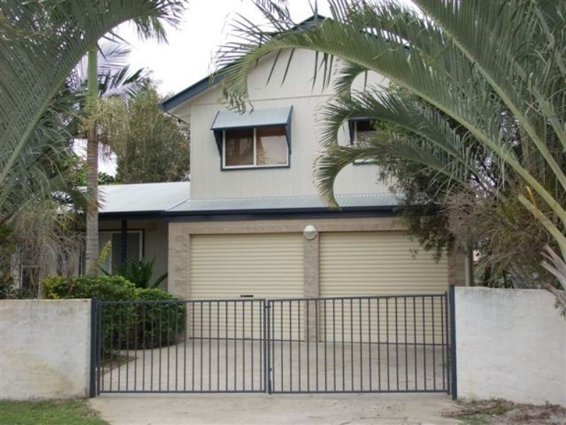 8. Hakea Place, Rainbow Beach QLD 4581
