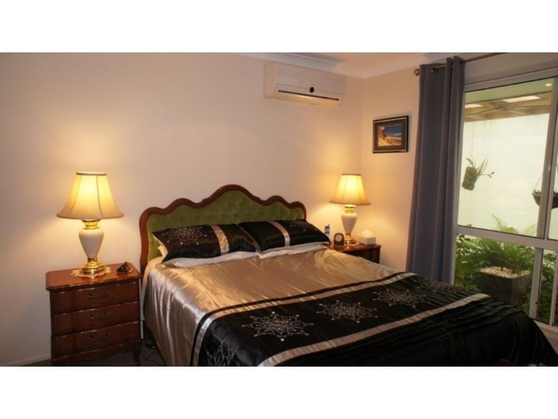 35 Canberra Avenue, Cooloola Cove QLD 4580