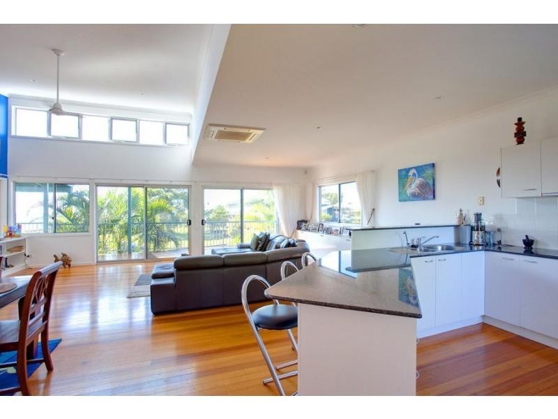 51 Bombala Crescent, Rainbow Beach QLD 4581