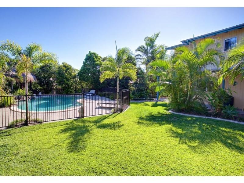 51 Bombala Crescent, Rainbow Beach QLD 4581