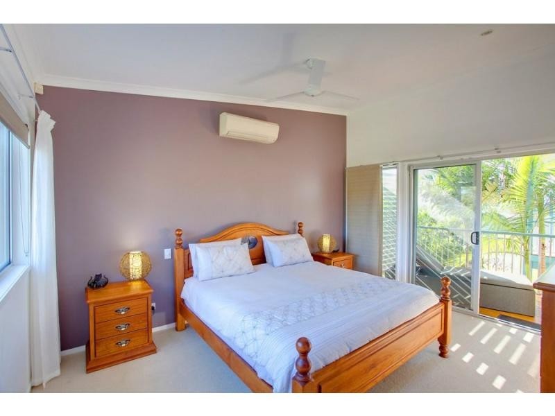 51 Bombala Crescent, Rainbow Beach QLD 4581