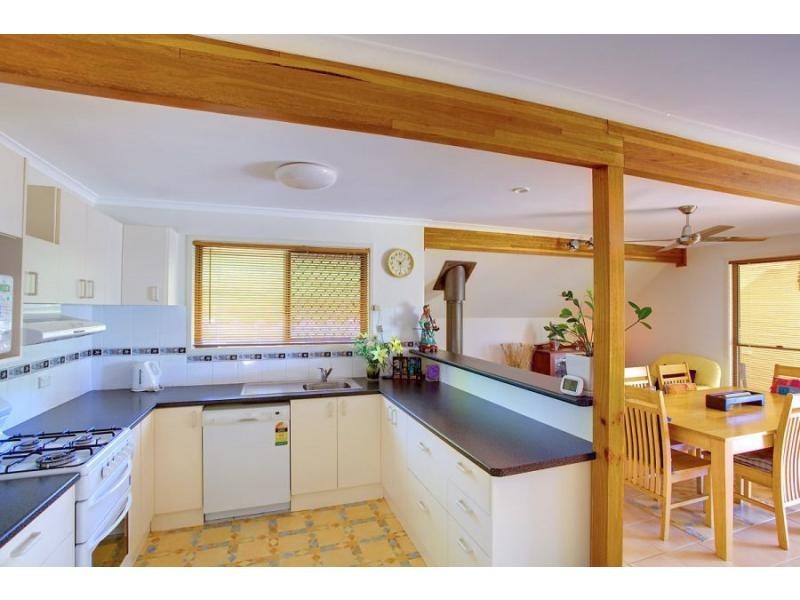 3 Bomburra Court, Rainbow Beach QLD 4581