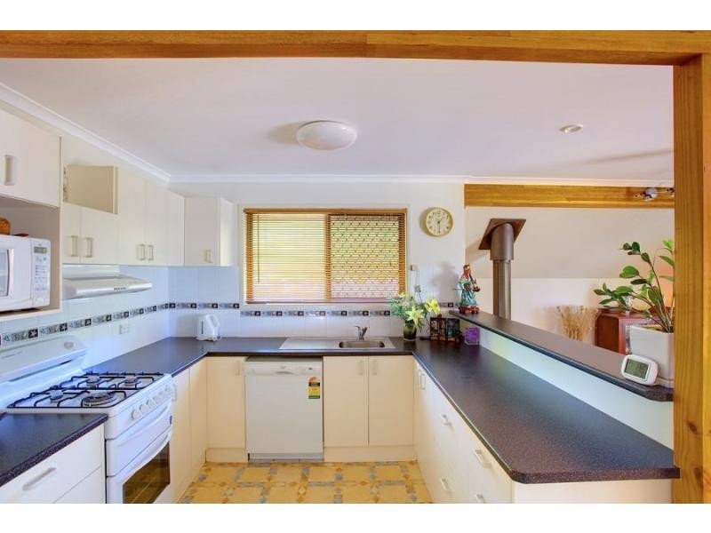 3 Bomburra Court, Rainbow Beach QLD 4581