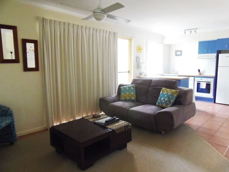 Unit 22/4 Double Island Drive, Rainbow Beach QLD 4581